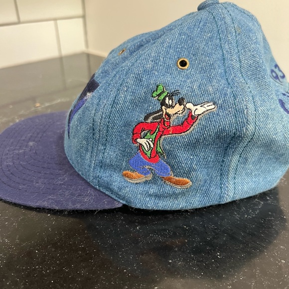 Vintage Disney “Goofy” SnapBack Ball Cap in Denim - Picture 2 of 5